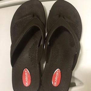 Womens Okabashi flip flops